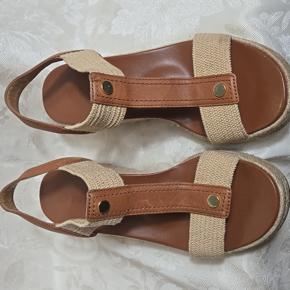Vionic Brown Leather and Tan Raffia Fabric Wedge Sandals - Picture 3 of 11